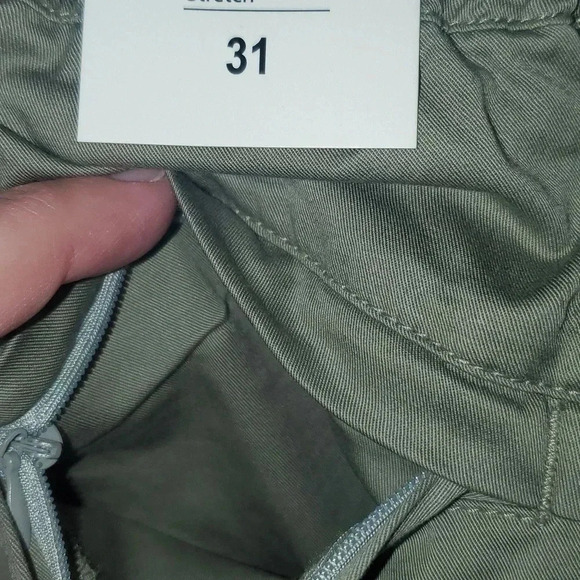 Blank NYC Stretch Jogger Pants Size 31 NWT w Back Zipper Pockets - Picture 6 of 9